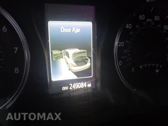 2015 Toyota Camry SE – miniatura 12