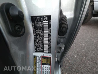 2015 Toyota Camry SE – miniatura 14