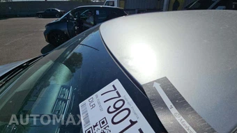 2015 Toyota Camry SE – miniatura 36