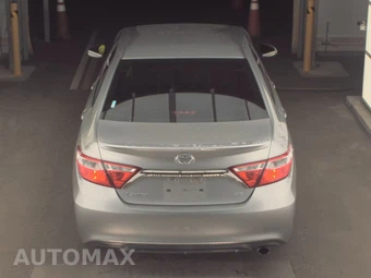 2015 Toyota Camry SE – miniatura 5