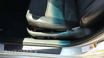 2015 Toyota Camry SE – miniatura 24