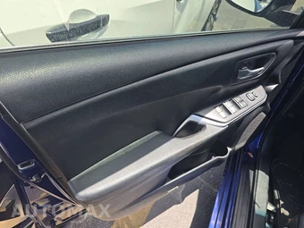 2015 Toyota Camry SE - miniatura 11