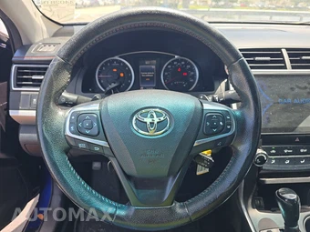 2015 Toyota Camry SE - miniatura 12