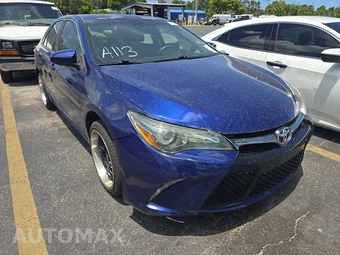 2015 Toyota Camry SE - miniatura 3