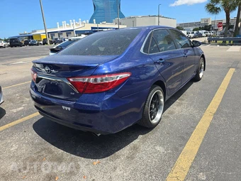2015 Toyota Camry SE - miniatura 4