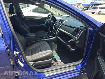 2015 Toyota Camry SE - miniatura 9