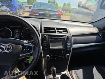 2015 Toyota Camry SE - miniatura 14