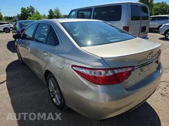 2015 Toyota Camry SE - miniatura 6