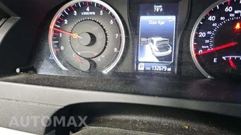 2015 Toyota Camry SE – miniatura 7