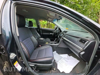 2015 Toyota Camry SE – miniatura 18