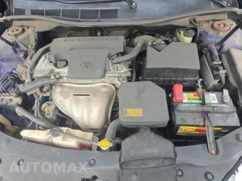 2015 Toyota Camry SE - miniatura 16