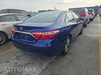 2015 Toyota Camry SE - miniatura 4