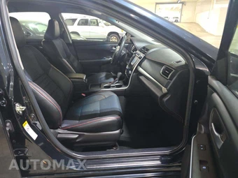 2015 Toyota Camry SE - miniatura 15
