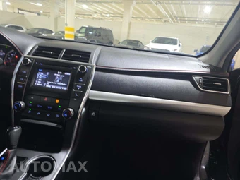 2015 Toyota Camry SE - miniatura 16