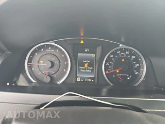 2015 Toyota Camry SE - miniatura 12