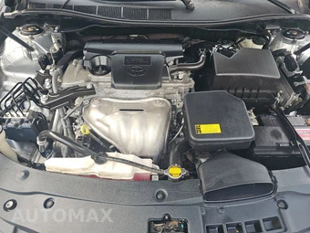 2015 Toyota Camry SE - miniatura 15