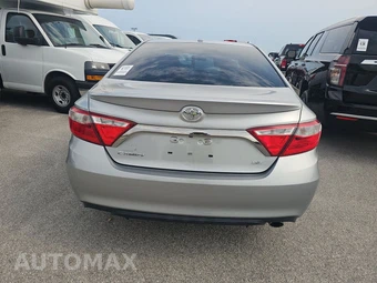 2015 Toyota Camry SE - miniatura 5