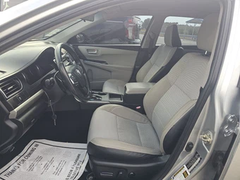2015 Toyota Camry SE - miniatura 7