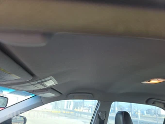 2015 Toyota Camry SE – miniatura 18