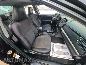 2015 Toyota Camry SE – miniatura 18