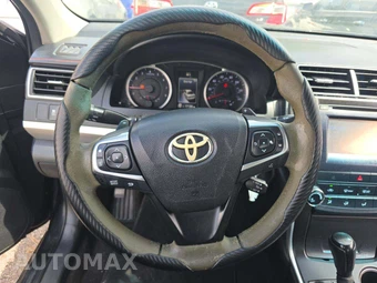 2015 Toyota Camry SE – miniatura 21