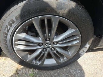 2015 Toyota Camry SE – miniatura 25