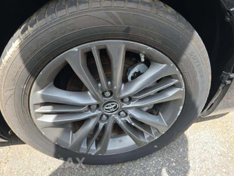 2015 Toyota Camry SE – miniatura 26