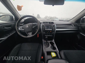 2015 Toyota Camry SE – miniatura 11