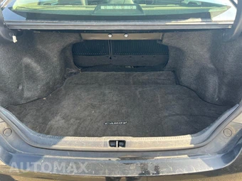2015 Toyota Camry SE - miniatura 13