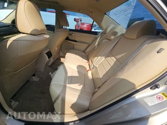 2015 Toyota Camry XLE – miniatura 13