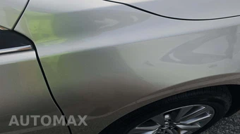2015 Toyota Camry XLE – miniatura 22