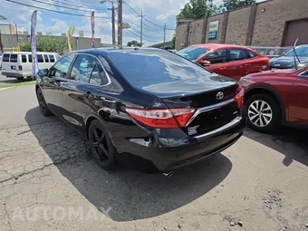 2015 Toyota Camry XLE - miniatura 6