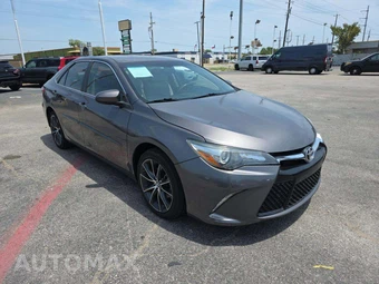 2015 Toyota Camry XSE - miniatura 4