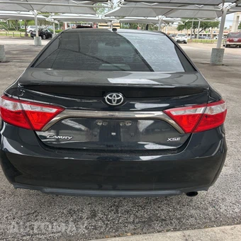 2015 Toyota Camry XSE - miniatura 3