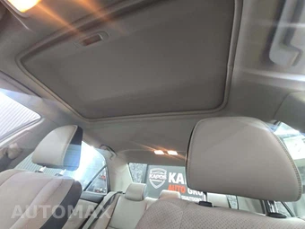 2015 Toyota Camry XSE - miniatura 11