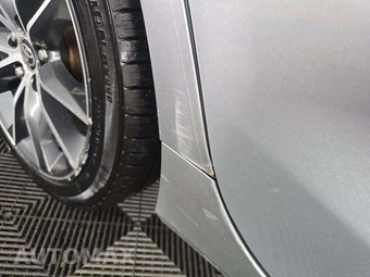 2015 Toyota Camry XSE - miniatura 24