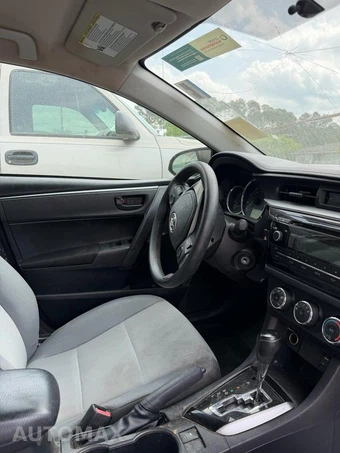 2015 Toyota Corolla L - miniatura 11