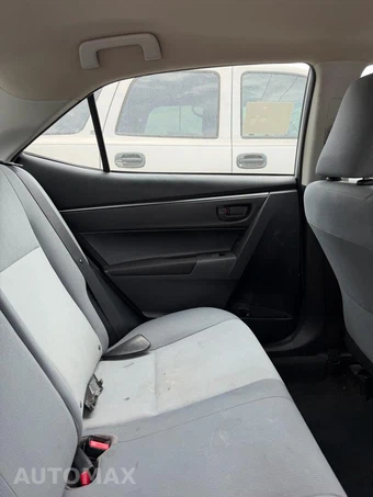 2015 Toyota Corolla L - miniatura 5