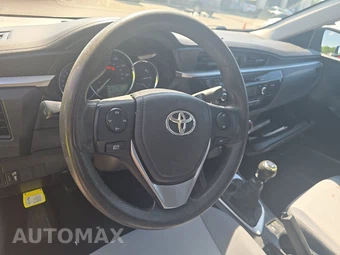 2015 Toyota Corolla L – miniatura 10