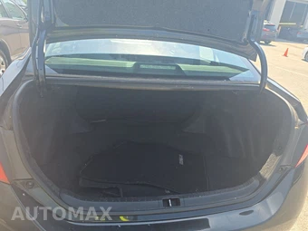 2015 Toyota Corolla L – miniatura 16