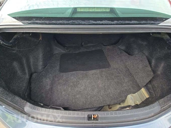 2015 Toyota Corolla L – miniatura 14