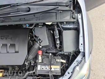 2015 Toyota Corolla L – miniatura 31
