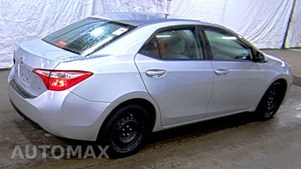 2015 Toyota Corolla LE - miniatura 4