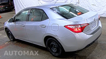 2015 Toyota Corolla LE - miniatura 6