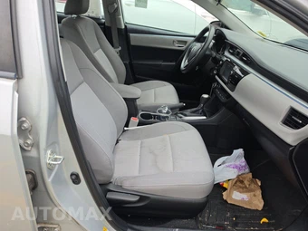 2015 Toyota Corolla LE - miniatura 8