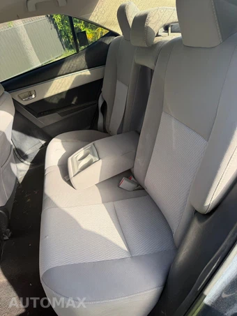 2015 Toyota Corolla LE - miniatura 7