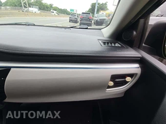 2015 Toyota Corolla LE – miniatura 19