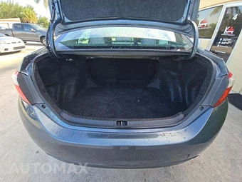 2015 Toyota Corolla LE – miniatura 11
