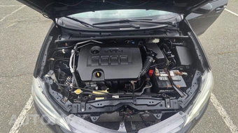 2015 Toyota Corolla LE - miniatura 32