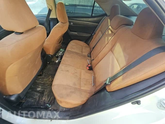 2015 Toyota Corolla LE – miniatura 13